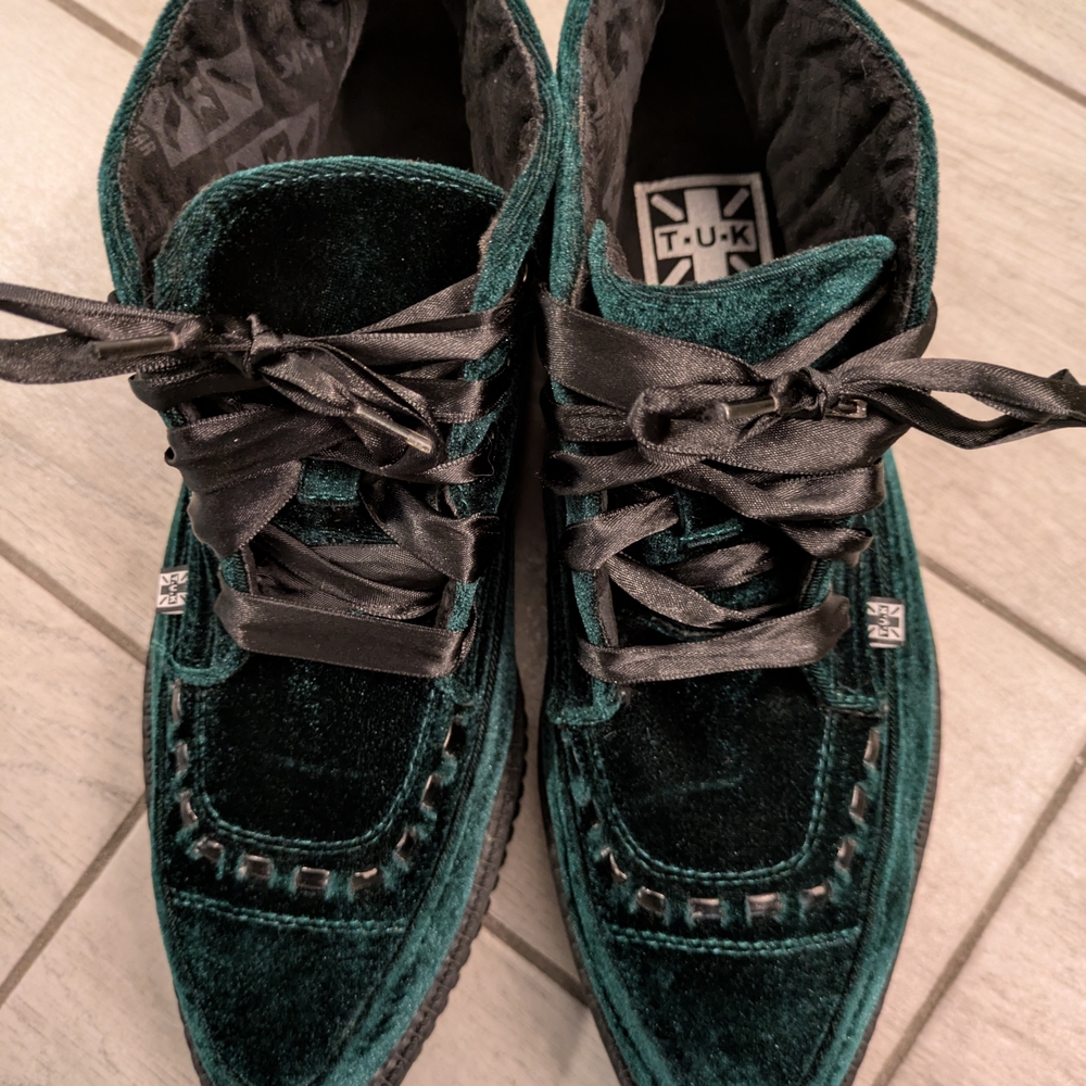 T.U.K Women's Green Velvet Sneakers